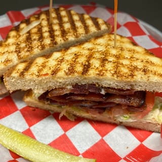 BLT